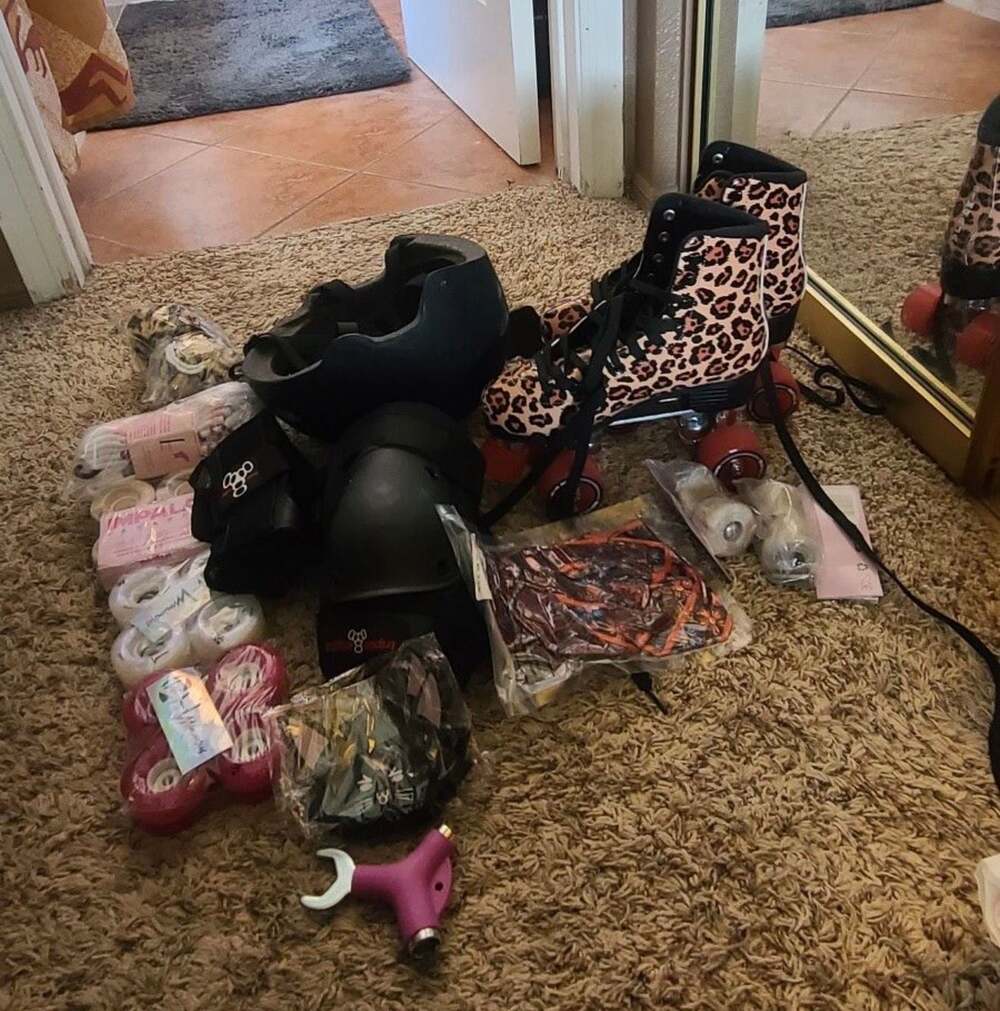 Roller Skates Leopard Print Bundle with Extra Wheels and Protective Gear